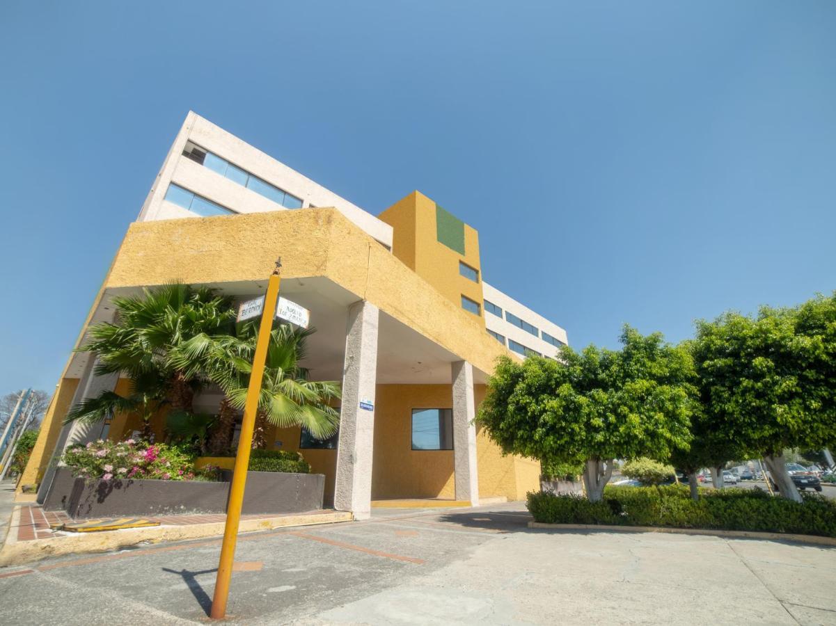 Capital O Hotel Casa Real Celaya Celaya (Guanajuato) Exterior foto